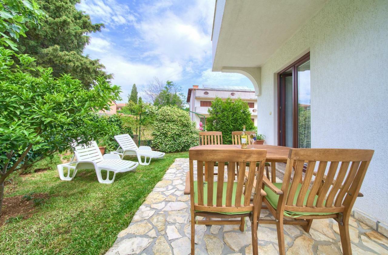 Apartments Stolfa Đảo Krk Ngoại thất bức ảnh